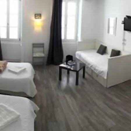 Hotel Le Petit Biarritz