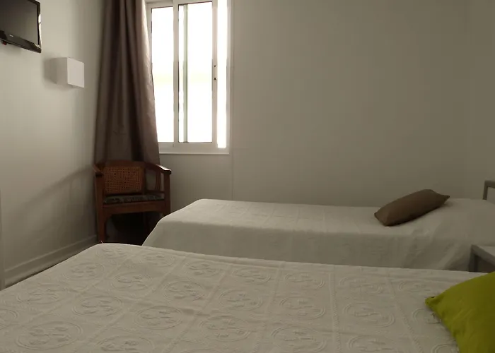 Le Petit 2* Μπιαρίτζ