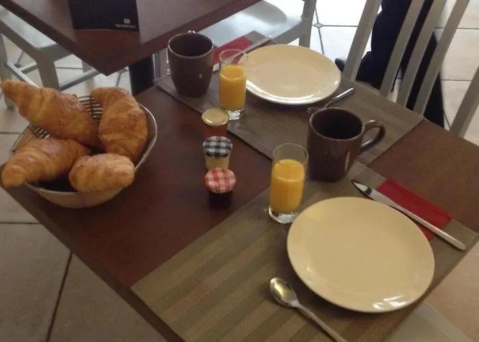 Le Petit 2* Μπιαρίτζ