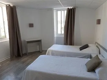 Ξενοδοχείο Le Petit 2*