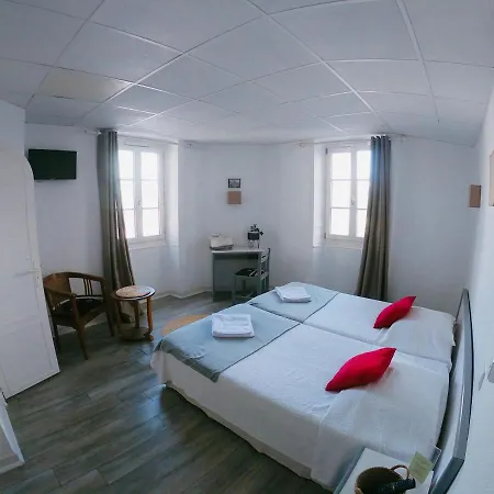 Le Petit Отель 2*