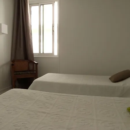 Le Petit 2* Biarritz