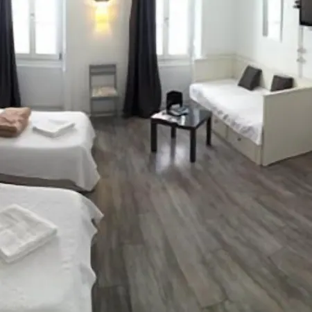 호텔 Le Petit 2*
